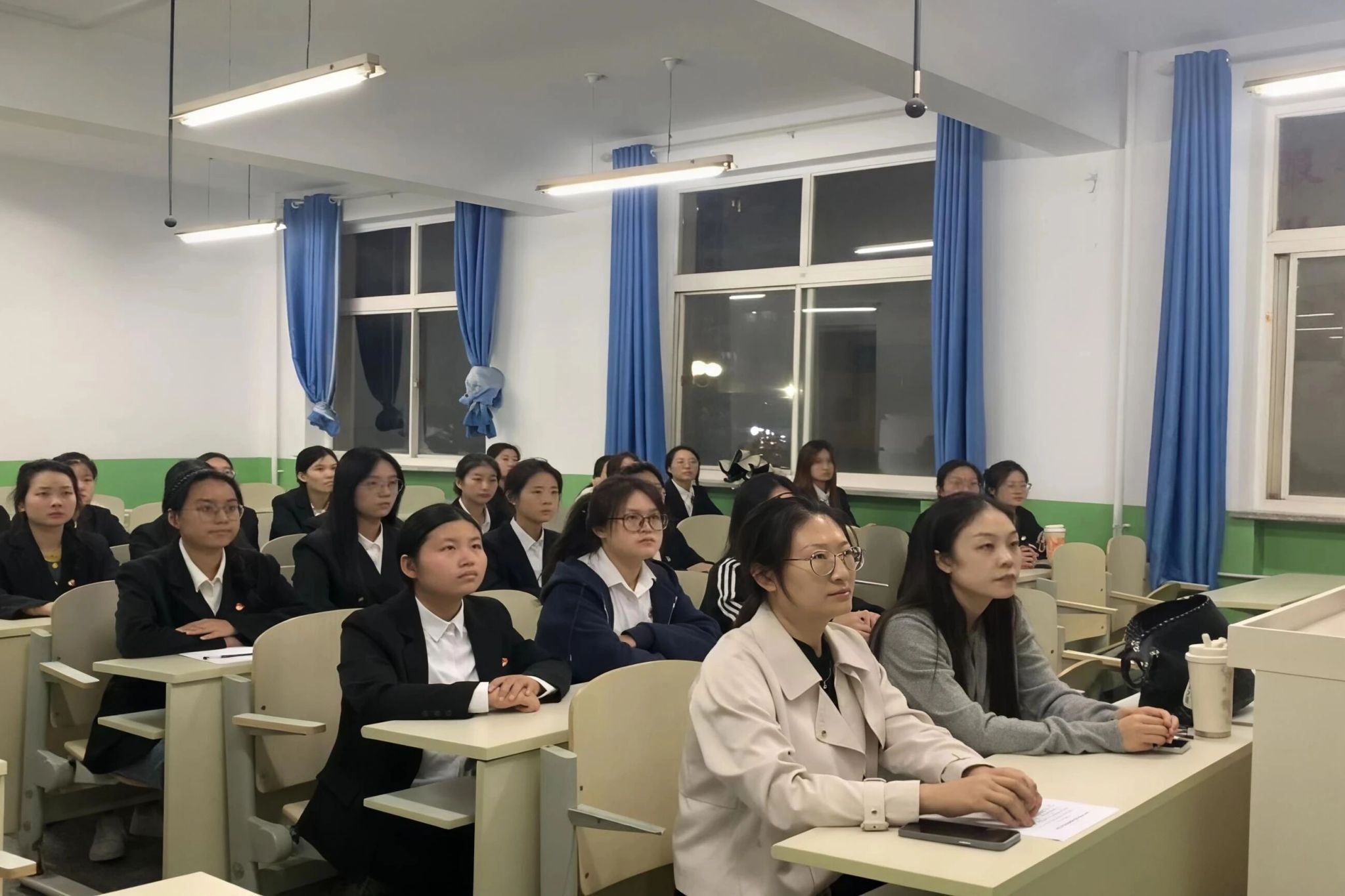 我院召开新学期第一次教学工作例会